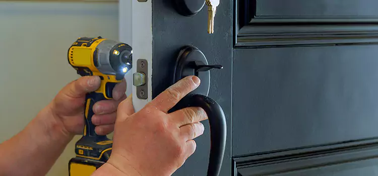 Locksmith Emergency Service Corona